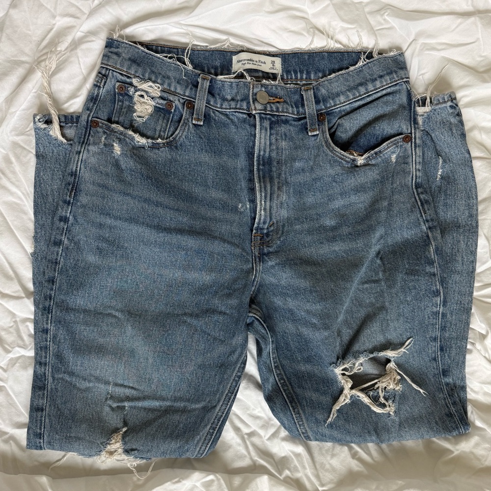 abercrombie distressed jeans